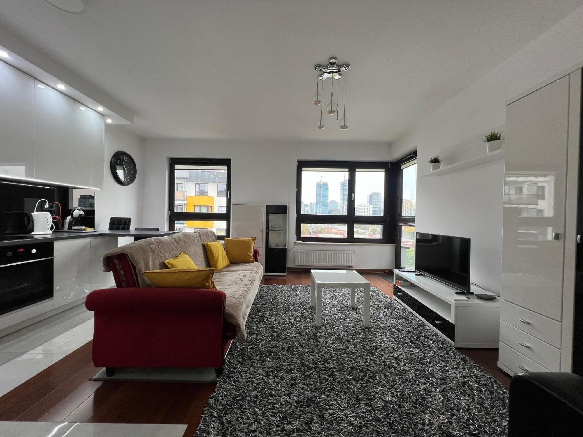 H&p Silver Apartment